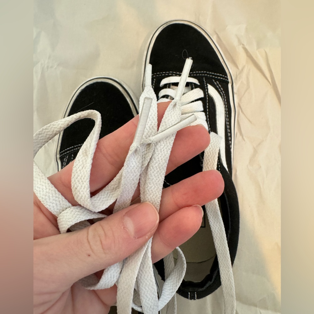 Vans Old Skool Canvas Platform Skater Sneakers in Black and White, Size 5 - Picture 8 of 10